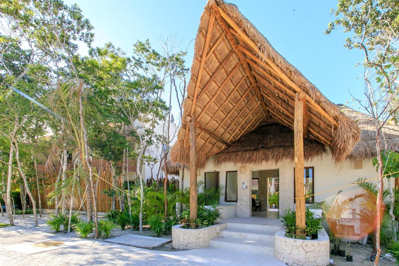 Condo Complex With An Alluring Pool & Tropical Vibes By Stella Rentals! Tulum Zewnętrze zdjęcie