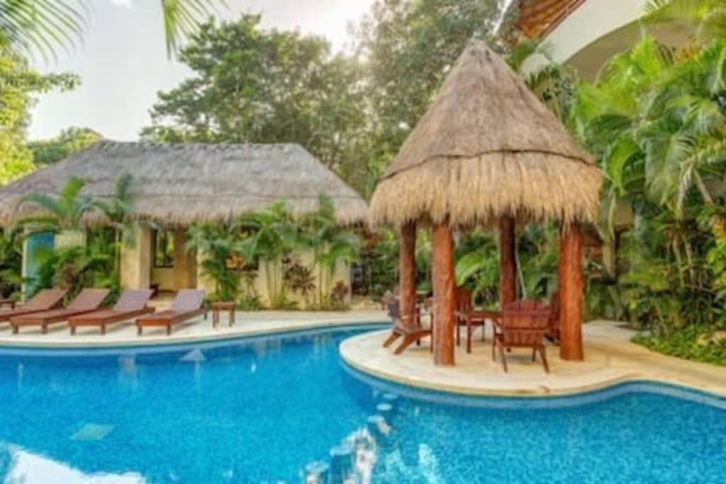Condo Complex With An Alluring Pool & Tropical Vibes By Stella Rentals! Tulum Zewnętrze zdjęcie